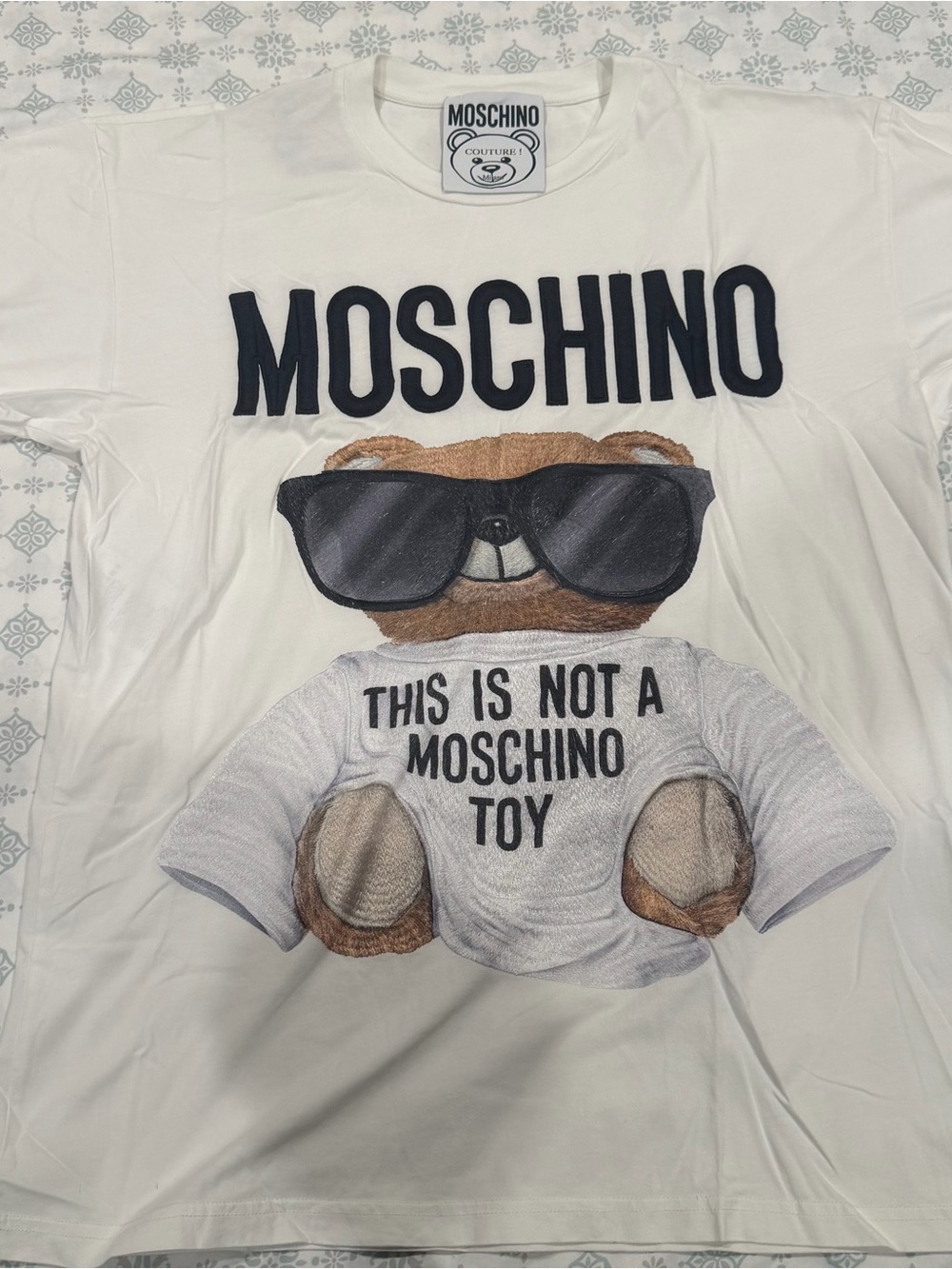 Moschino embroidered Teddy bear sunglasses Tee